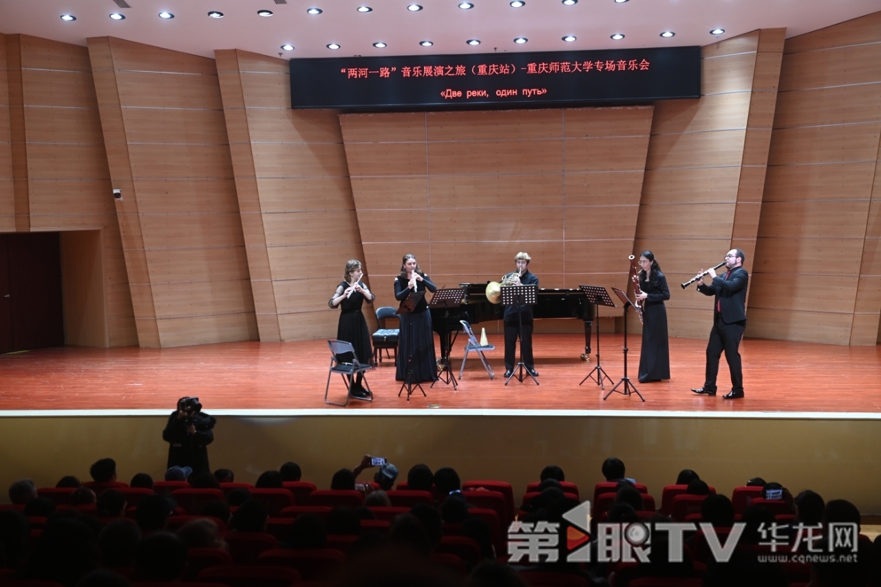 音乐会现场。记者 秦思思 摄 音乐会现场。记者 秦思思 摄